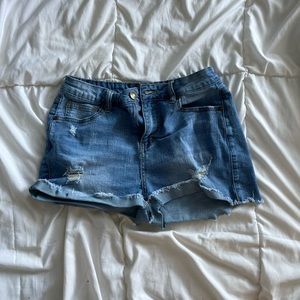 HH Jeans - jean shorts